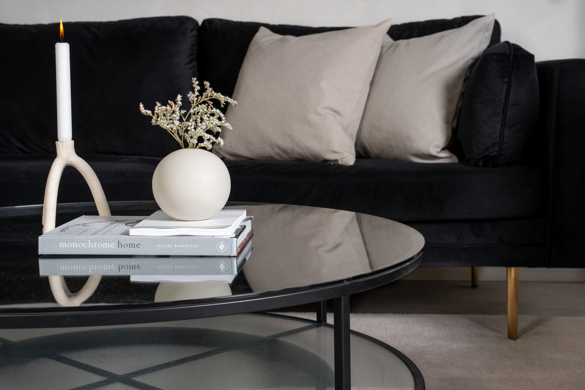 Falsterbo runt soffbord i glas med svart underrede