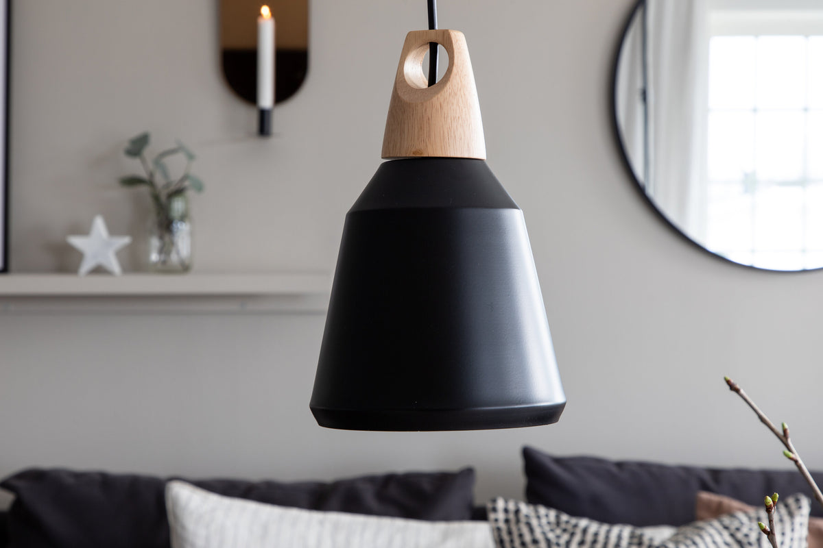 Nao pendellampa Ø160 x höjd 245 svart