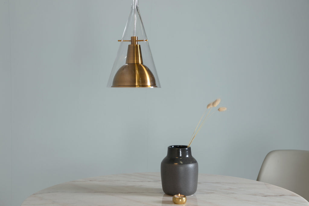 Sirius taklampa Ø25 cm, höjd 40 cm, klarglas och guldfärgad metall