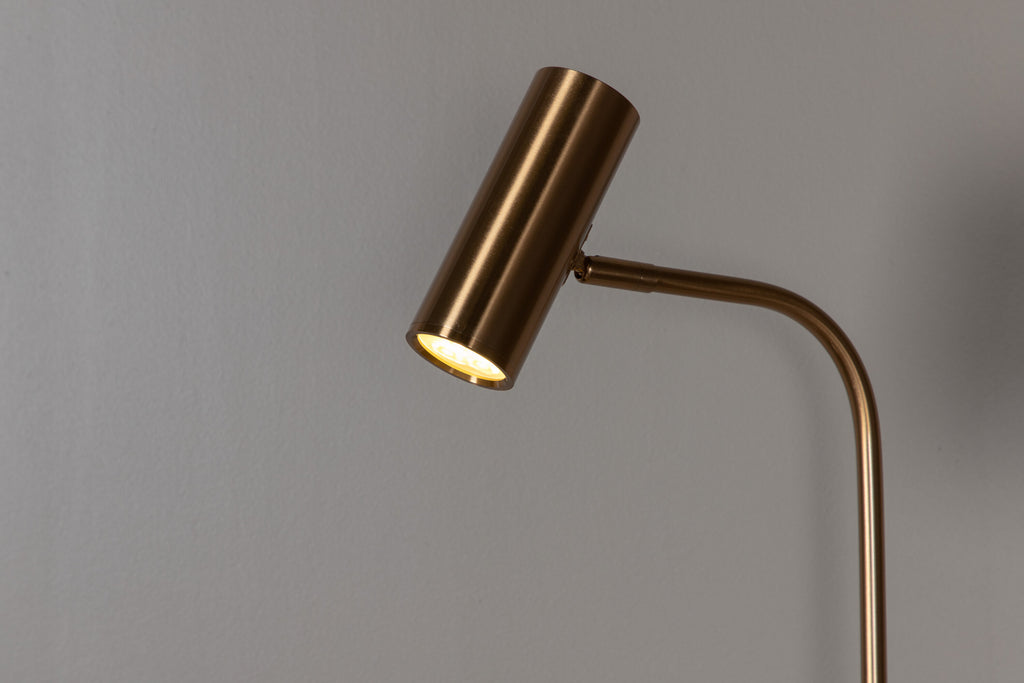 Vega bordslampa Ø40 cm höjd 152 cm vit marmor med mässingsfärgad metall