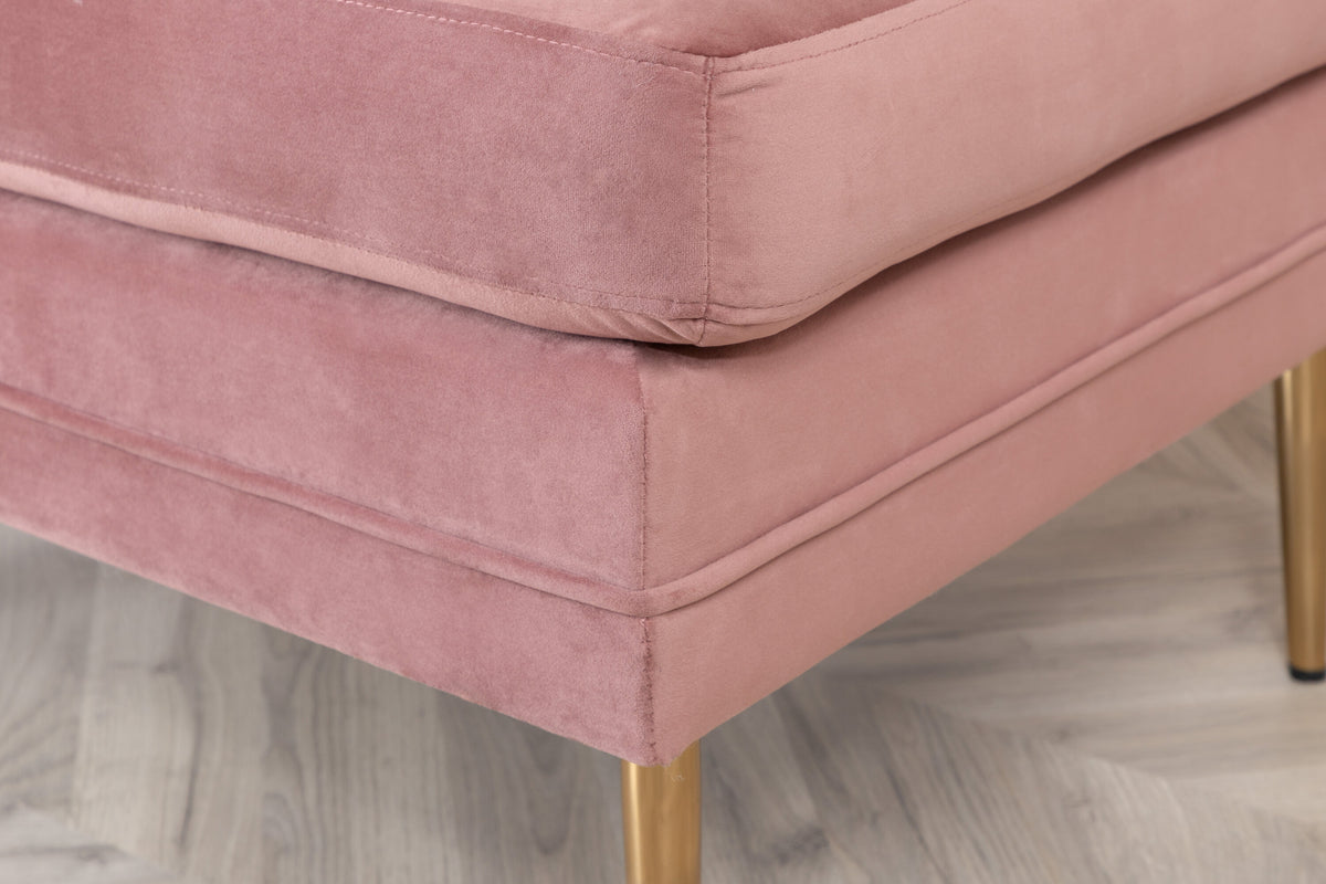 Boom sittpuff rosa sammet med mässingsfärgat underrede