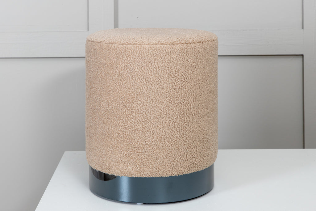 Benji sittpuff beige teddytyg och svart stål