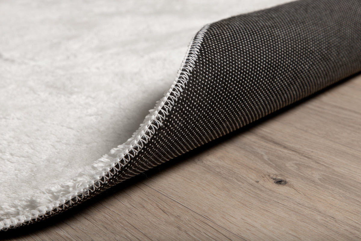 Blanca rund polyestermatta 200x200 cm vit