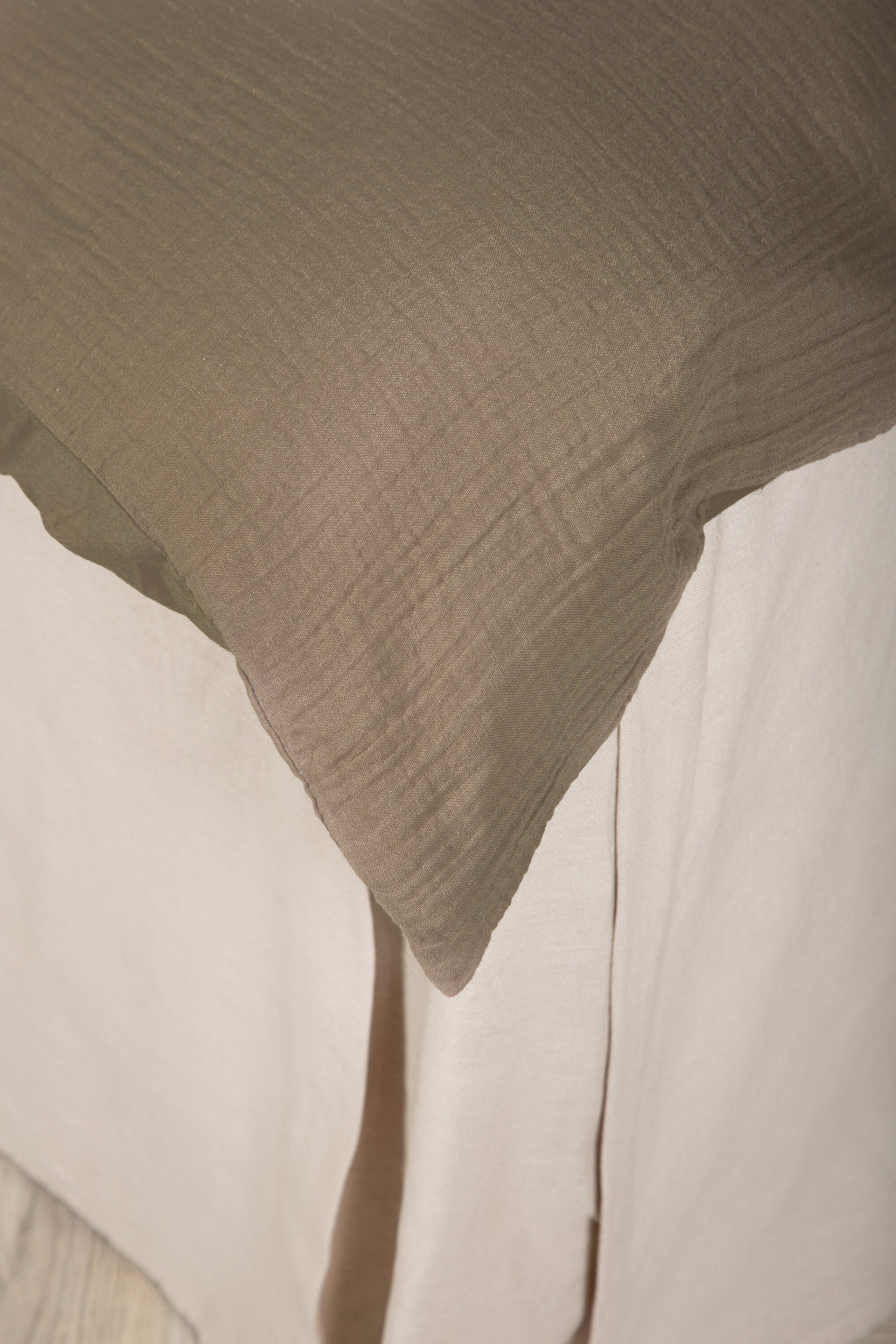 Mila bäddset i bomullsmuslin 150x200 cm brun