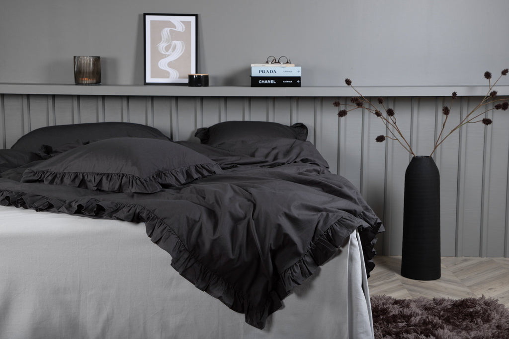 Levi påslakanset med volang 240x220 cm antracitgrå bomull
