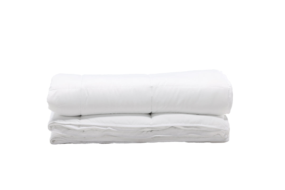 Selma täcke 200x150 cm vitt i polyester med dunkänsla, 150+250 g/m²