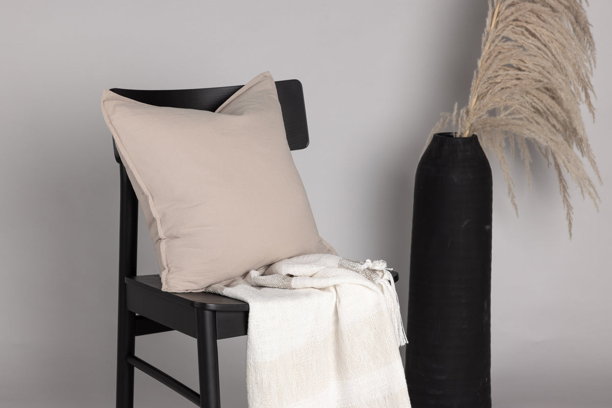 Ronja kuddfodral 45x45 cm beige i tvättad bomull