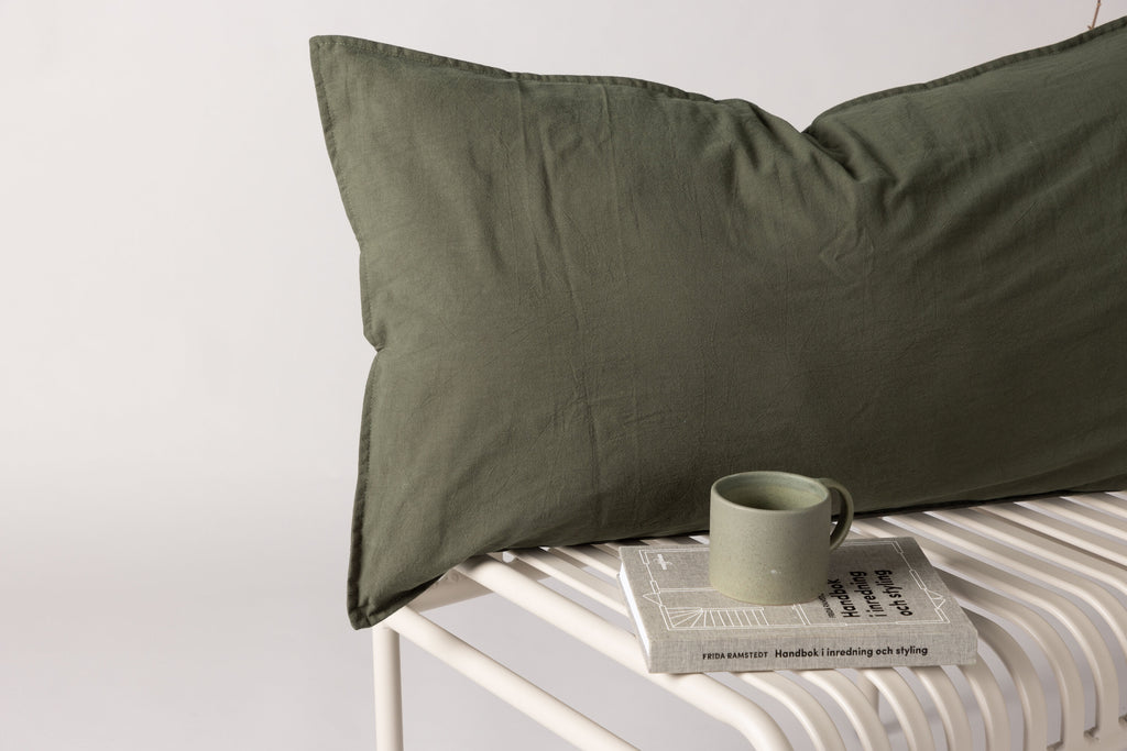 Ronja kuddfodral 50x90 cm grön tvättad bomull
