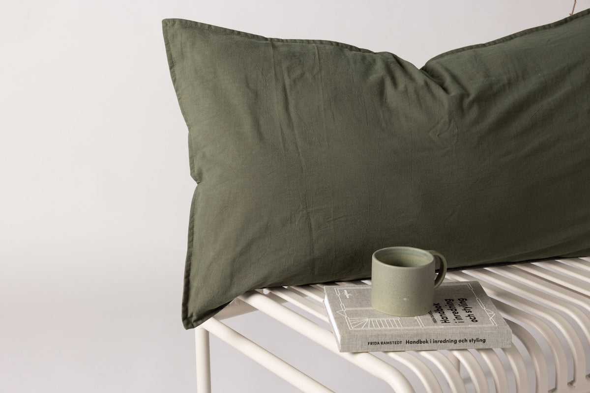 Ronja kuddfodral 50x90 cm grön tvättad bomull