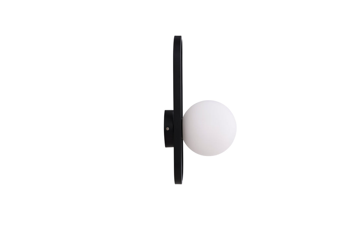 Alpes vägglampa svart med vitt glas