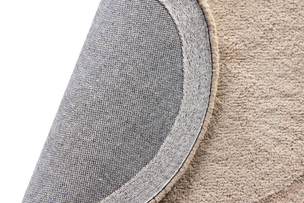 Elvis oval badrumsmatta 60x85 cm benvit med tygbaksida