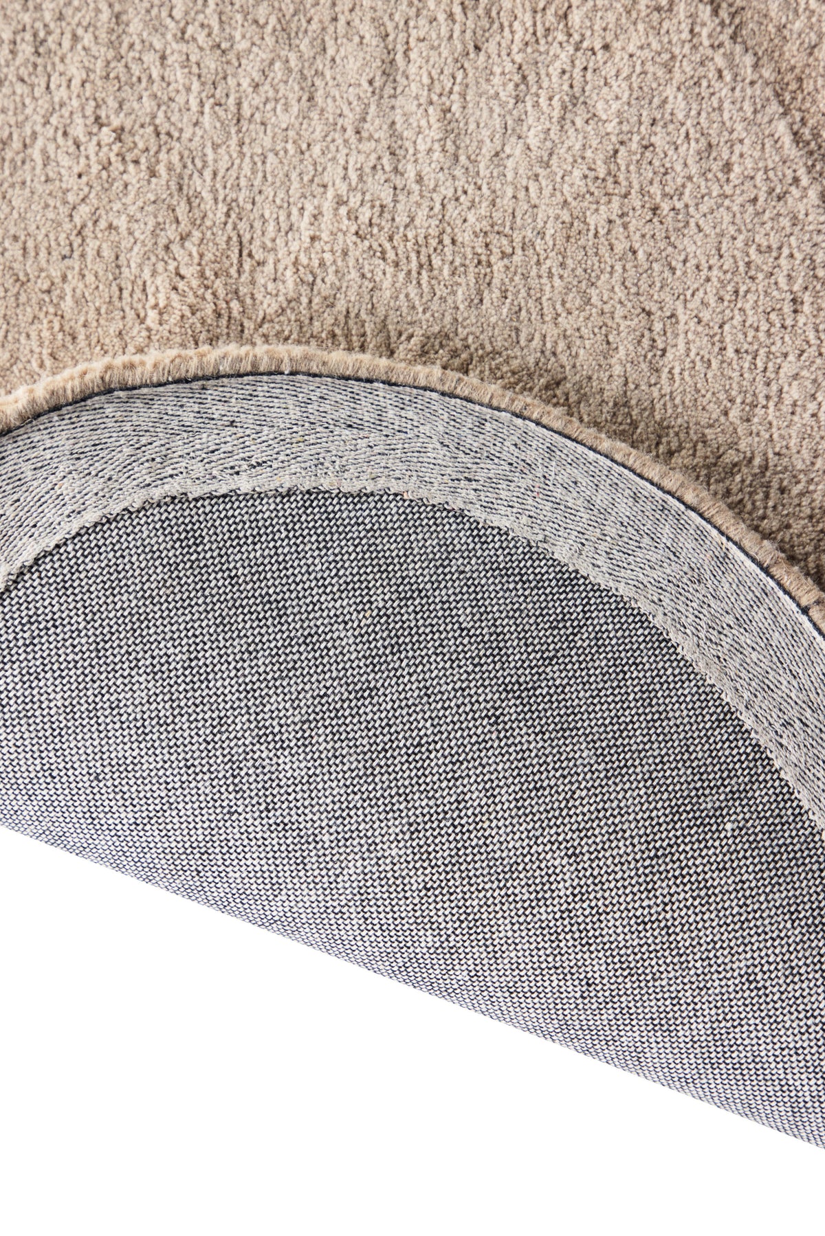 Elvis oval badrumsmatta 60x85 cm benvit med tygbaksida