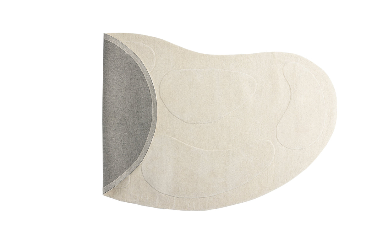 Enard oval matta i ullblandning med tygbaksida 290x175 cm vit