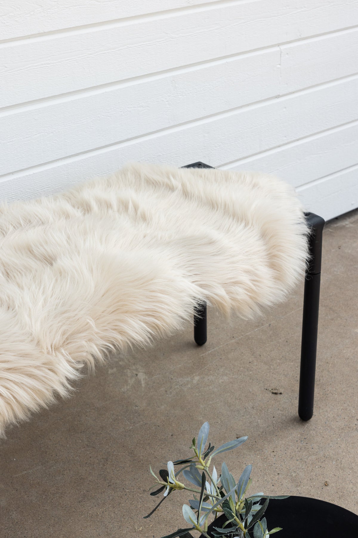 Katy pläd 180x55 cm beige fuskpäls