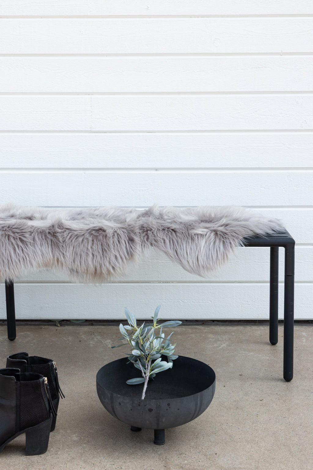 Katy pläd 180x55 cm grå fuskpäls