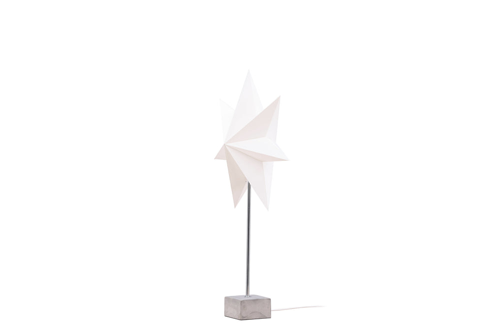 Grövelfjäll bordslampa 40 cm svart med vitt papper