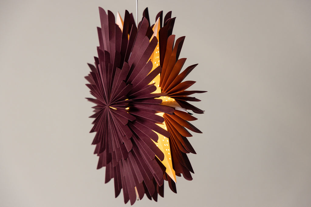 Sälen pendellampa 60 cm mörkröd