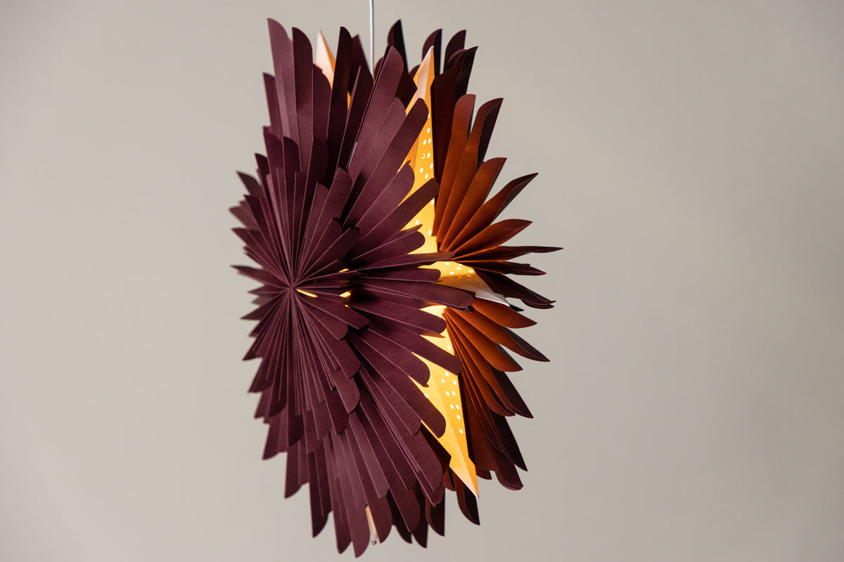 Sälen pendellampa 60 cm mörkröd