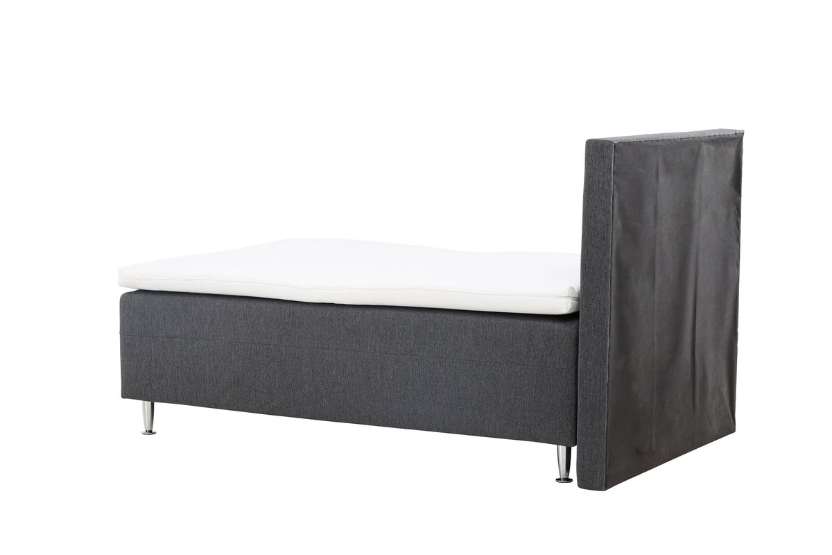 Mesa enkelsäng 120x200 cm matt silver och mörkgrått tyg Lino 12
