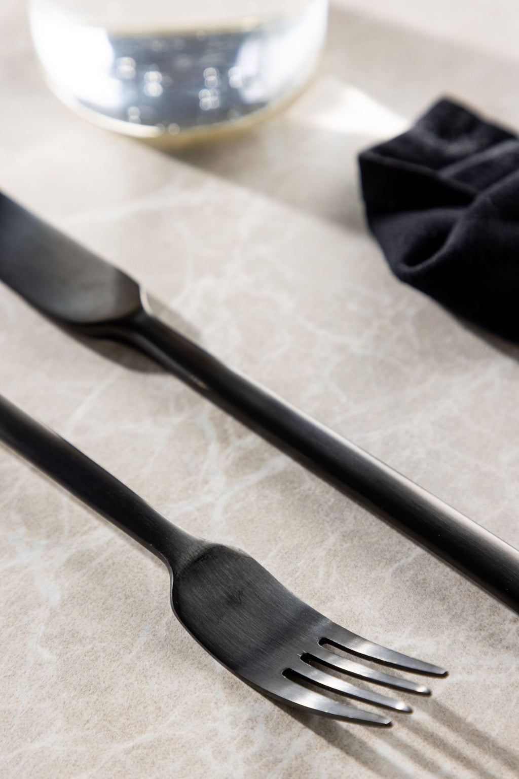 Wabi Sabi bestickset 24 delar mattsvart
