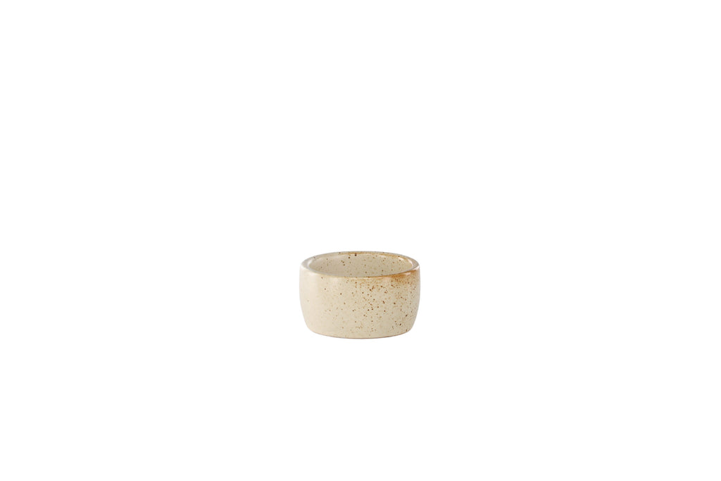 Active äggkopp 2-pack 5x3 cm beige med svarta prickar