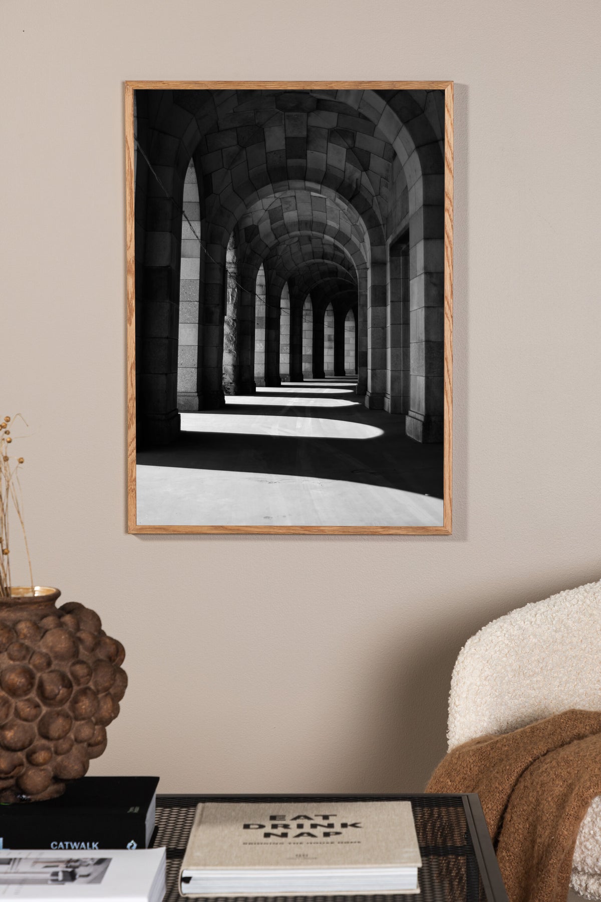 Walkway affisch 50x70 cm beige