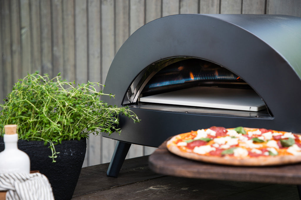 Bukom gasdriven pizzaugn standard svart