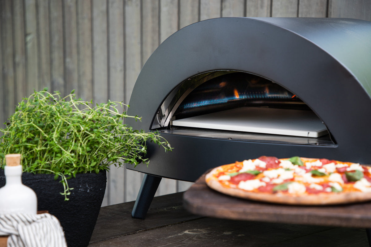Bukom gasdriven pizzaugn standard svart