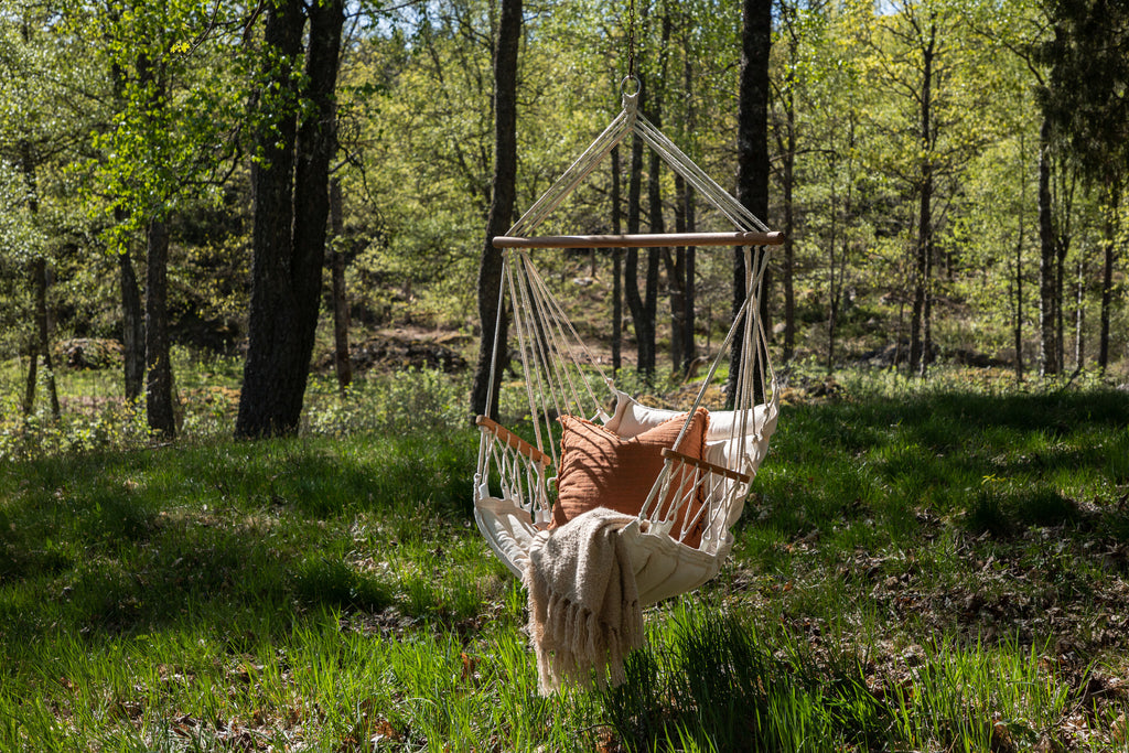 Tapaz hammock vit i trä och tyg