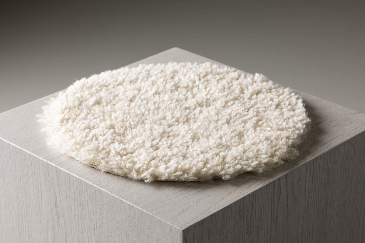 Katy rund sittdyna 34x34 cm vit teddy