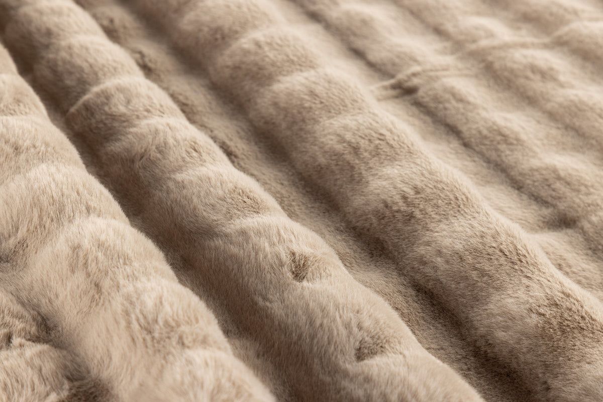 Novis polyestermatta 160x230 cm beige