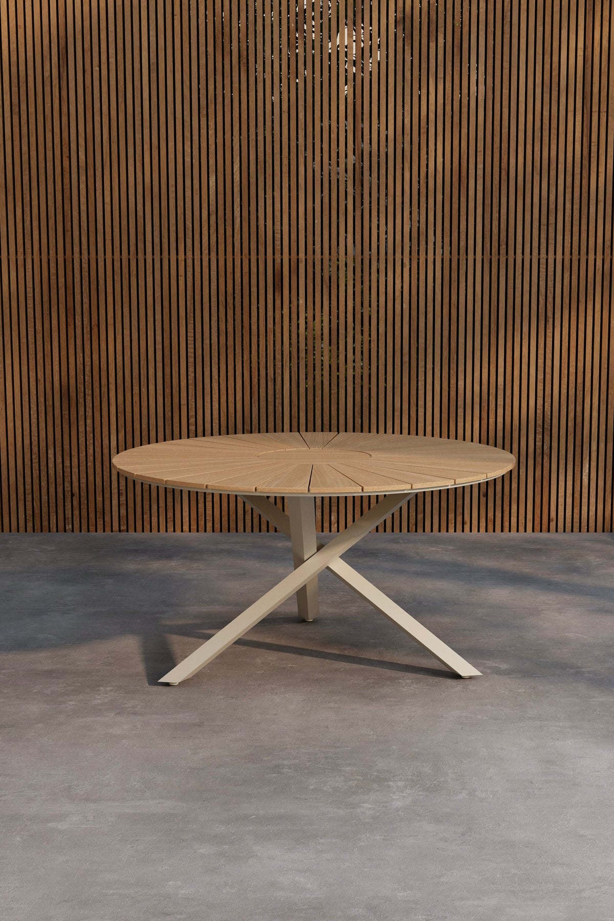Mexico runt matbord Ø140 cm beige aluminium/teak