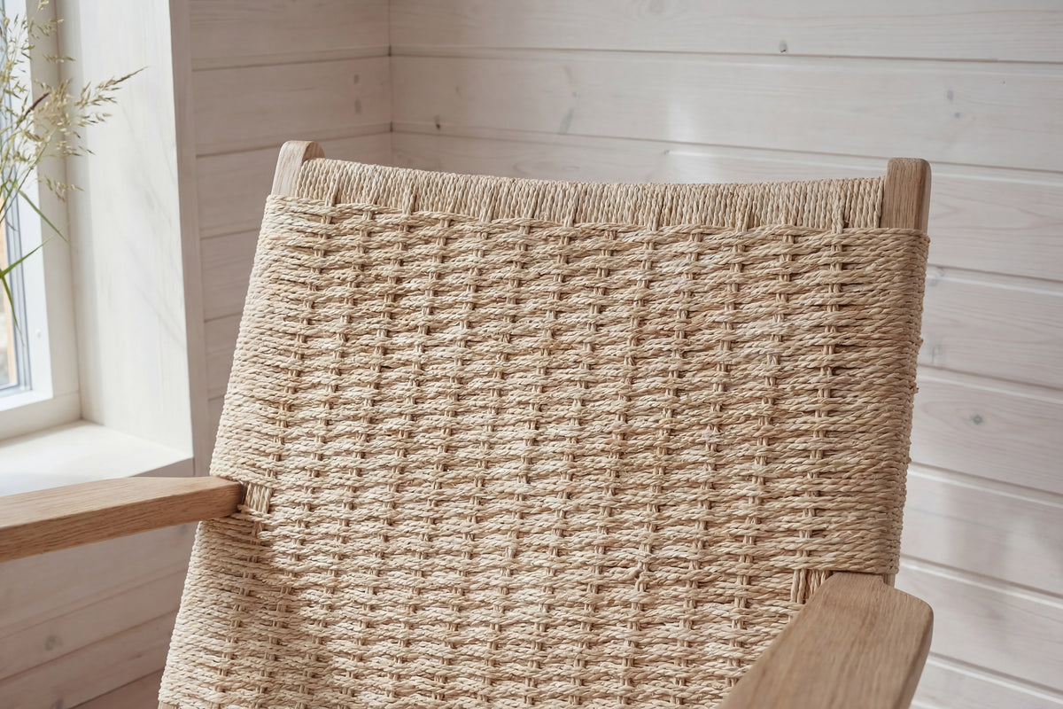 Lazy fåtölj vitlaserad/beige