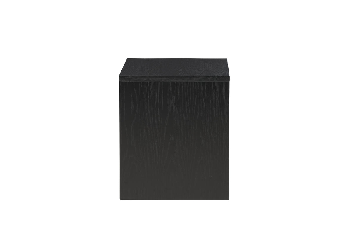 Juni sidobord svart faner