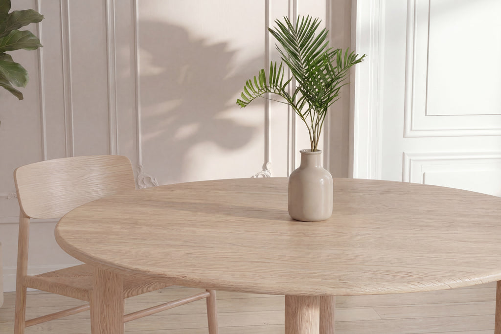 Hilo ovalt matbord 130x110 cm naturfärgad MDF med papperslaminat