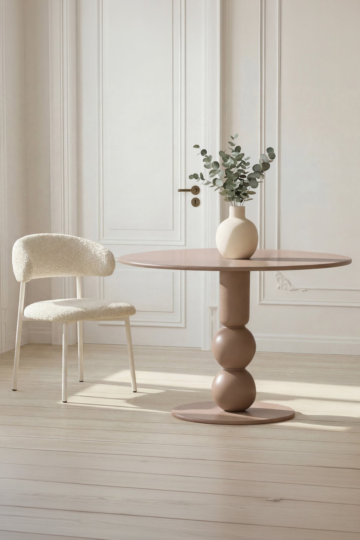Boule runt matbord brunmålad MDF