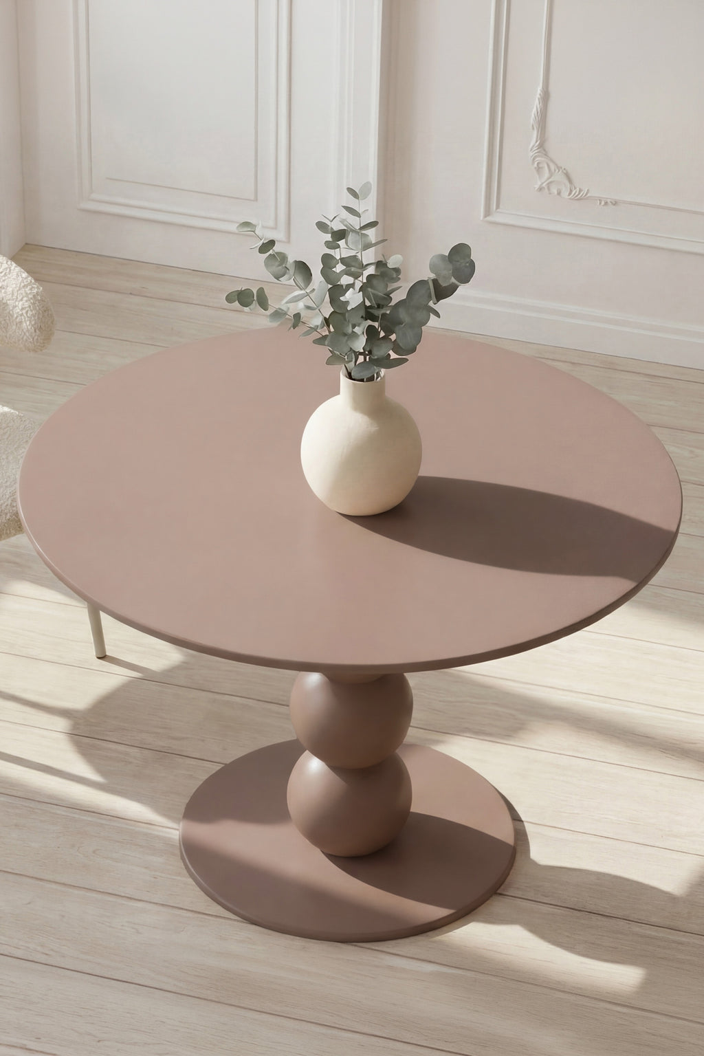 Boule runt matbord brunmålad MDF
