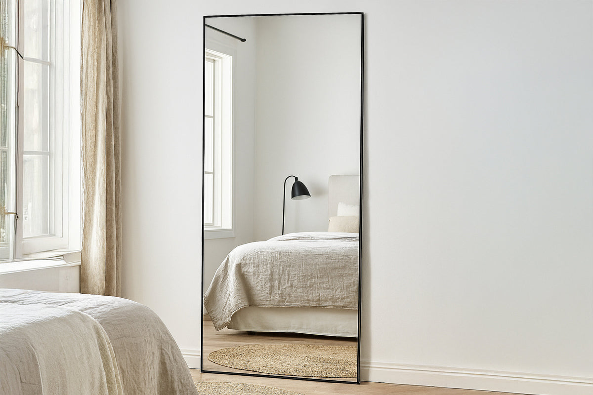 Dalton spegel 100x193 cm svart ram och klart glas