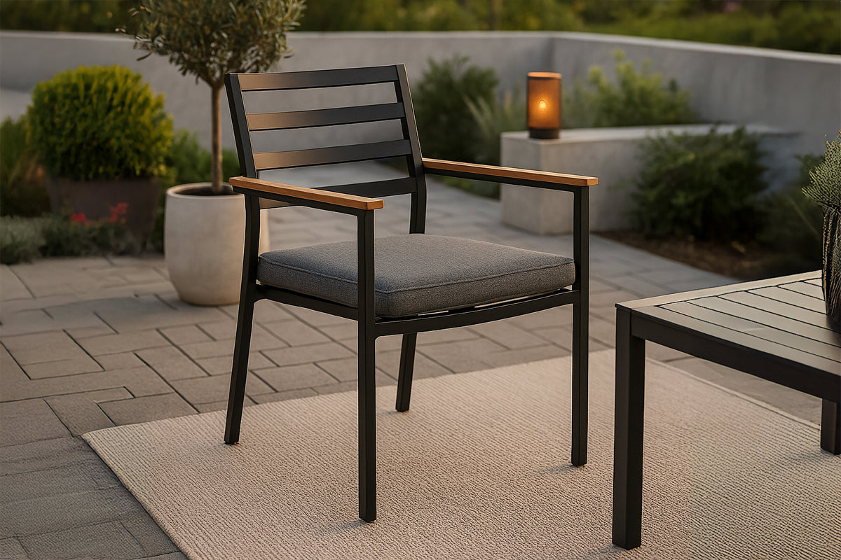 Brasilia stapelbar karmstol 2-pack svart aluminium och teak