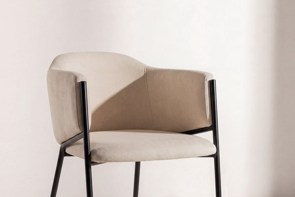 Evelina matstol 2-pack svart och beige sammet