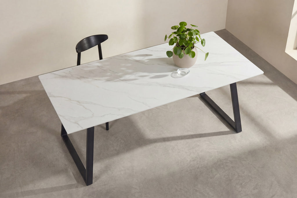 Estelle matbord 200x90 cm svart/vit med marmormönster