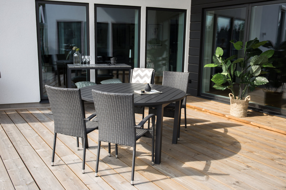 Marbella runt matbord Ø140 cm svart aluminium