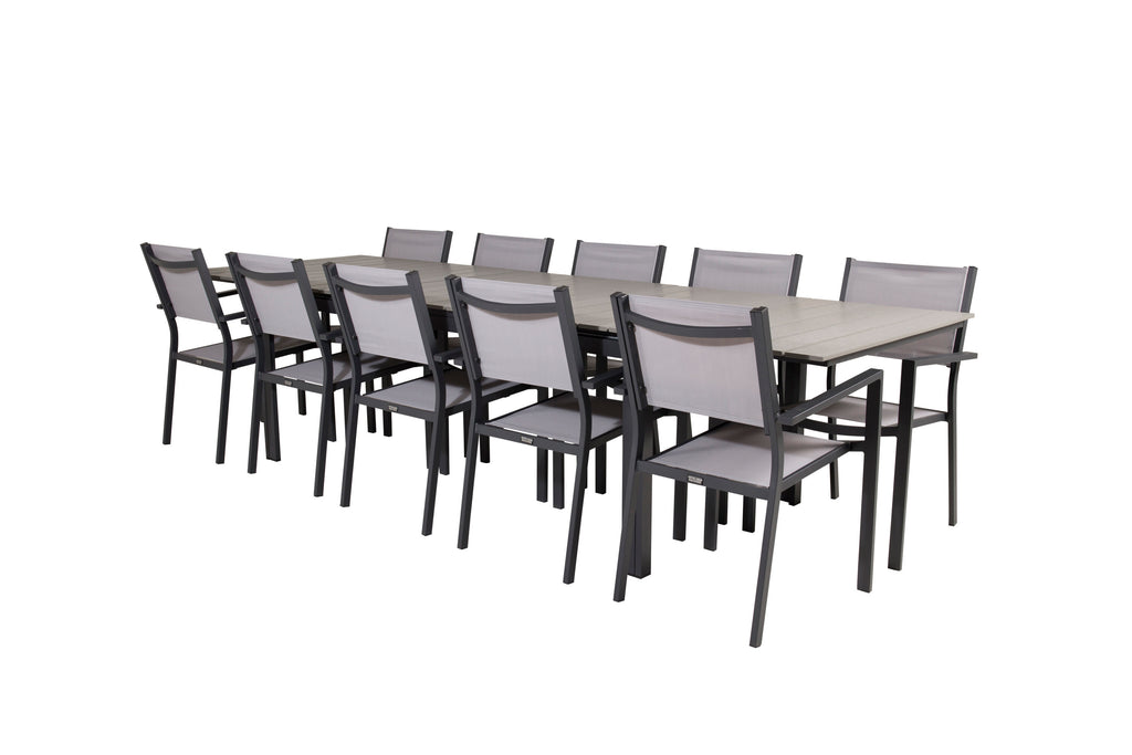 Levels matgrupp med Copacabana karmstolar 224/324x100 cm svart