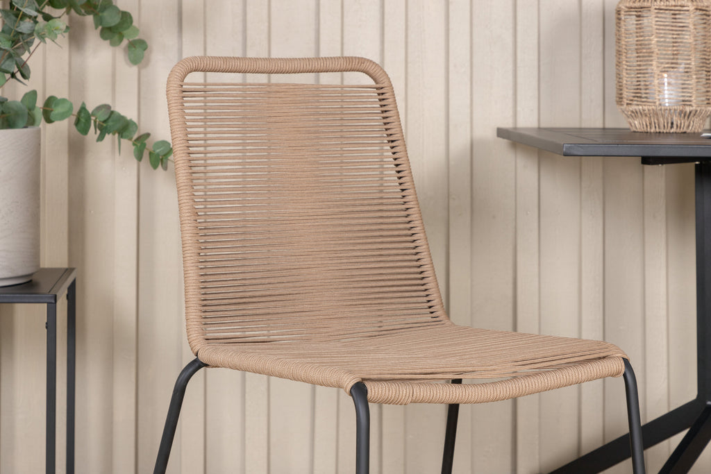 Way cafébord 70x70 med 2 Lindos stapelbar stol svart aluminium/latte rep