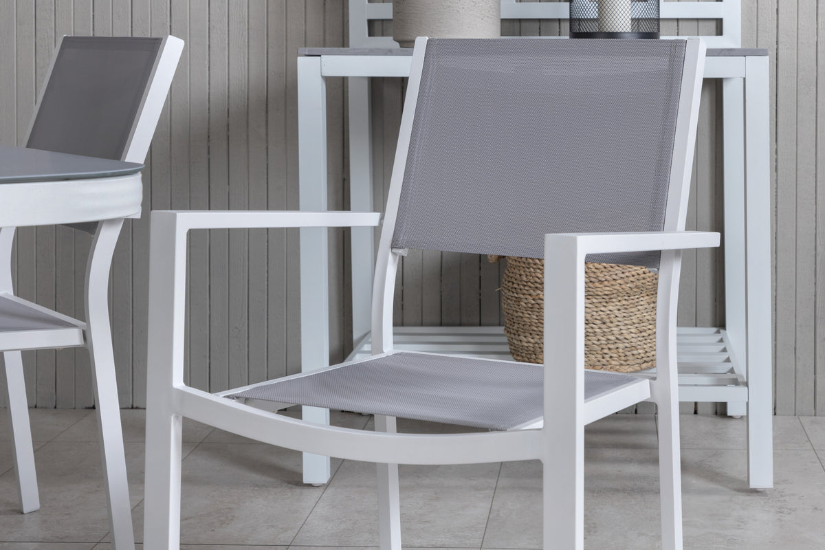 Virya matbord vit aluminium/grått glas med 4 Copacabana stapelbara stolar vit/grå
