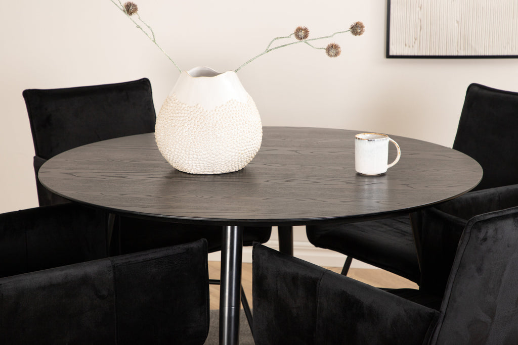 Dipp rund matgrupp 115 cm med 4 Petra-stolar, svart faner och svart sammet