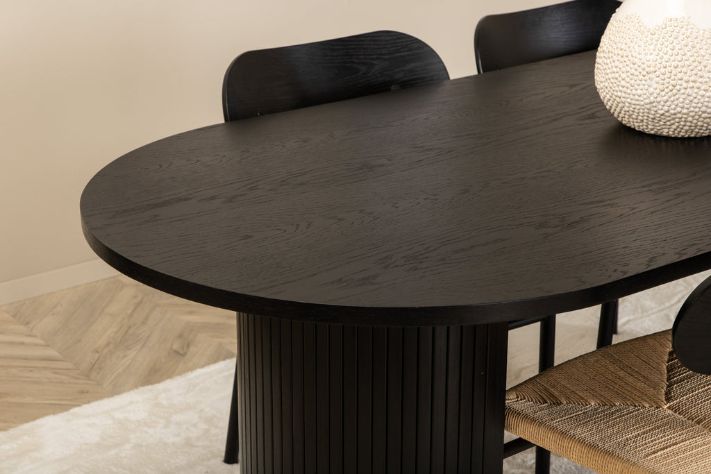 Bianca oval matgrupp med Polly-stolar svart faner/ljus sits