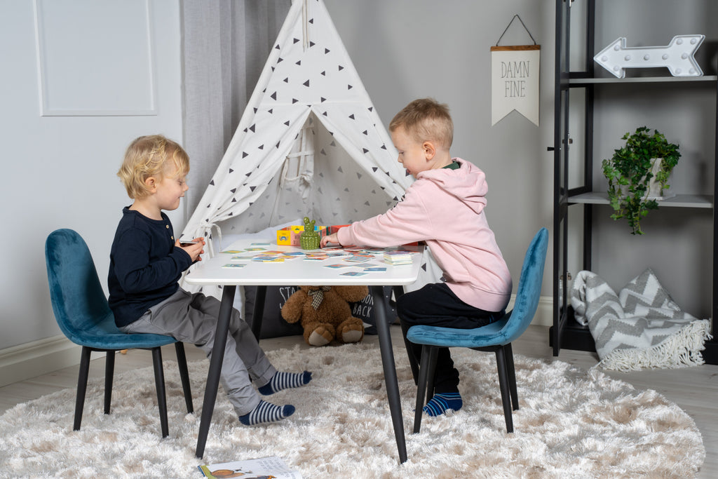 Polar XXS matgrupp med Polar XXS-stolar 80x60 cm vit, svart och blå sammet
