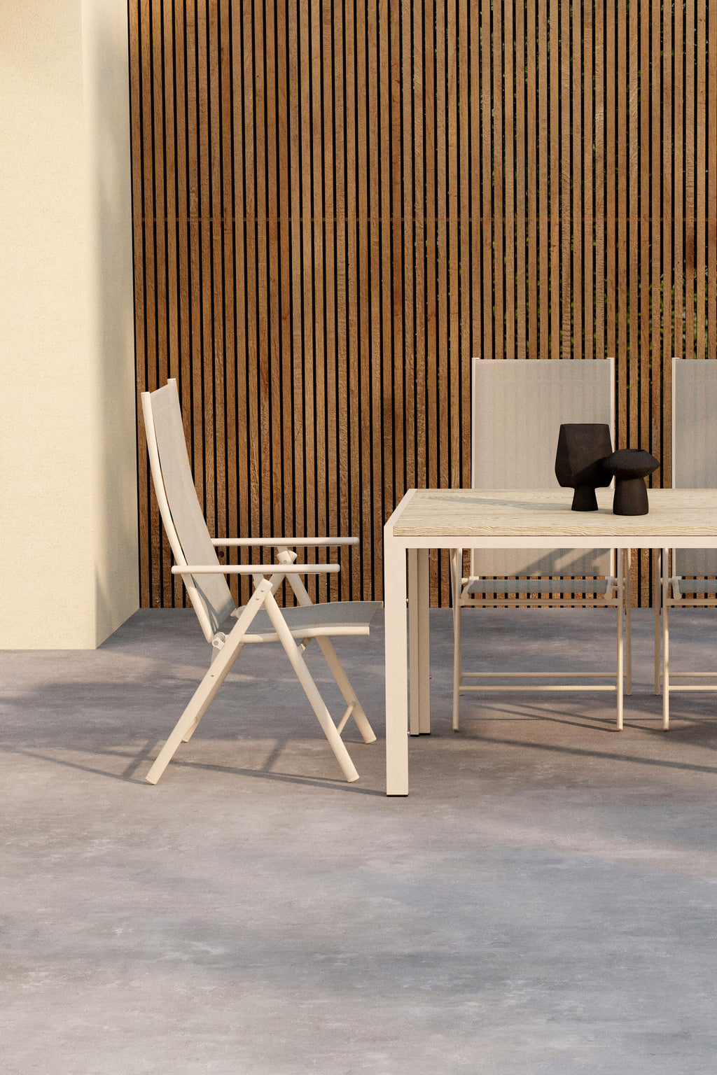 Mirko matgrupp med 4 Levanzo-stolar beige