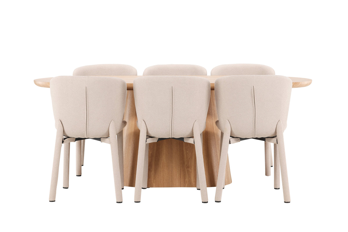 Stjärnö oval matgrupp med naturfärgat bord och 6 beige Astoria-stolar